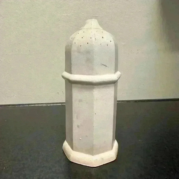 Stoneware Pottery Sugar Shaker - Picture 5 of 5